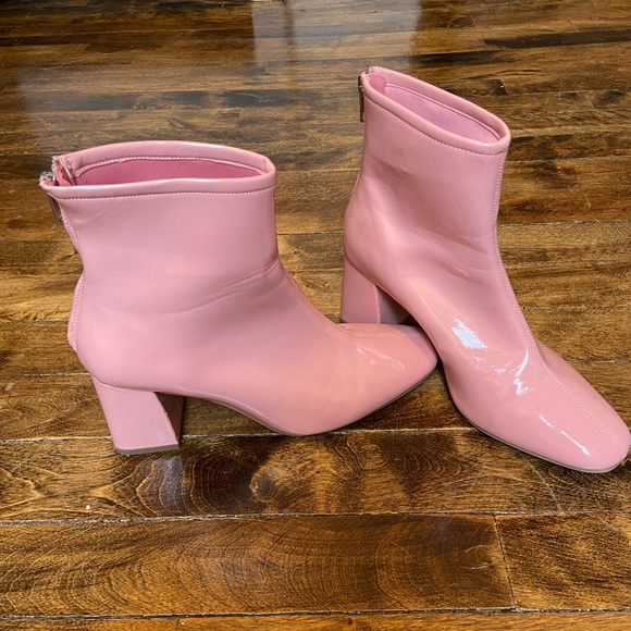 Barbie pink pleather booties! Size 7 - Picture 7 of 7
